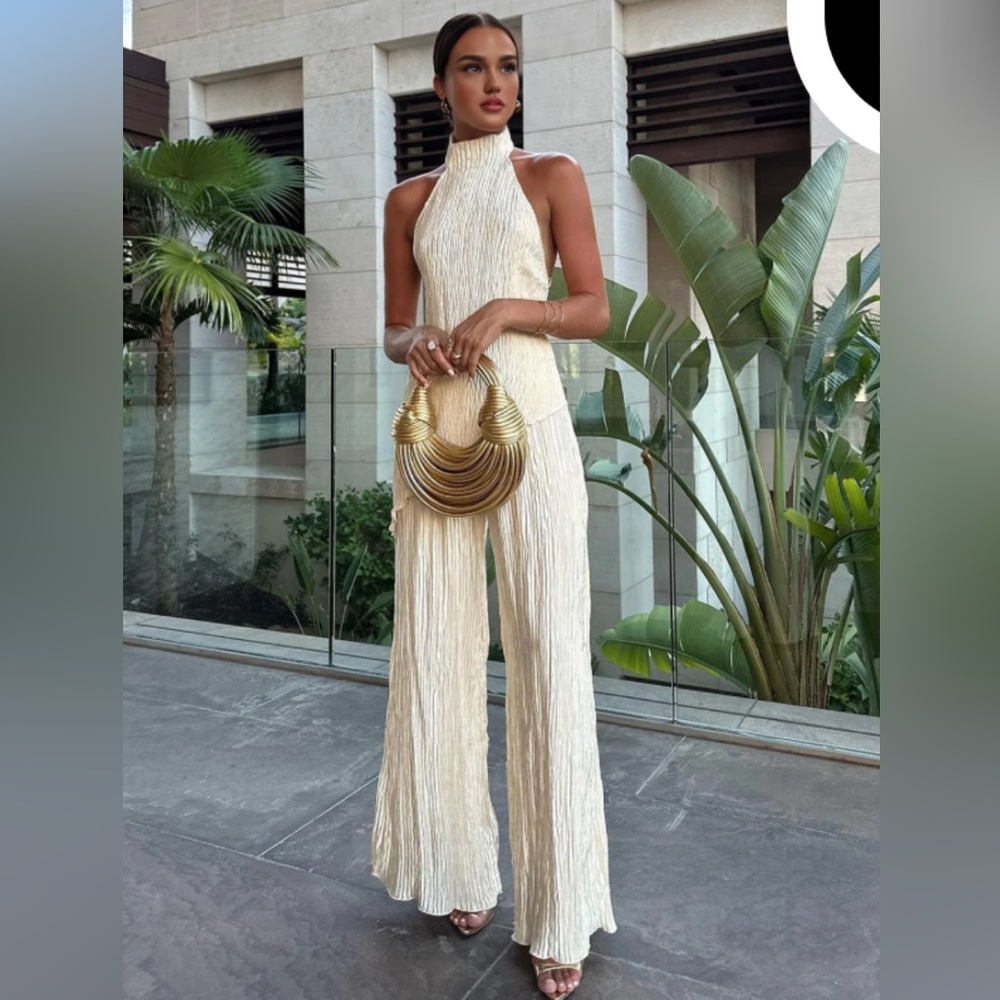 Asymmetrical pant set